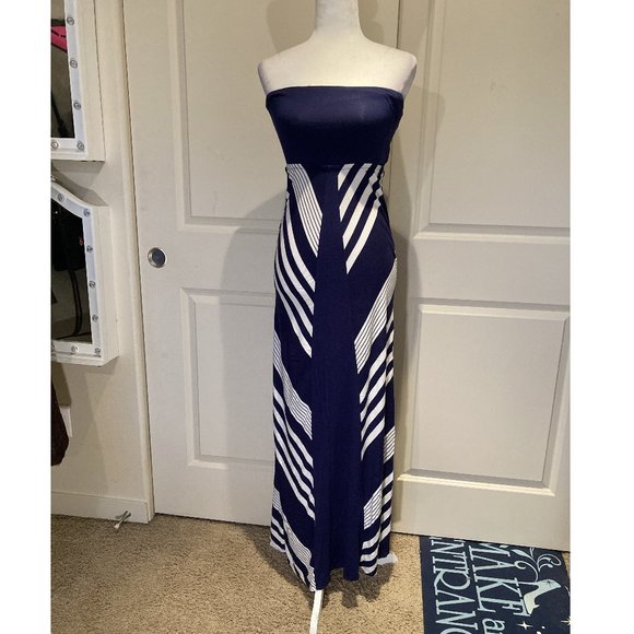CLEARANCE 2/$10 or 3/$14 Stilettos Blue & White Chevron Strapless Maxi Dress - Picture 1 of 7